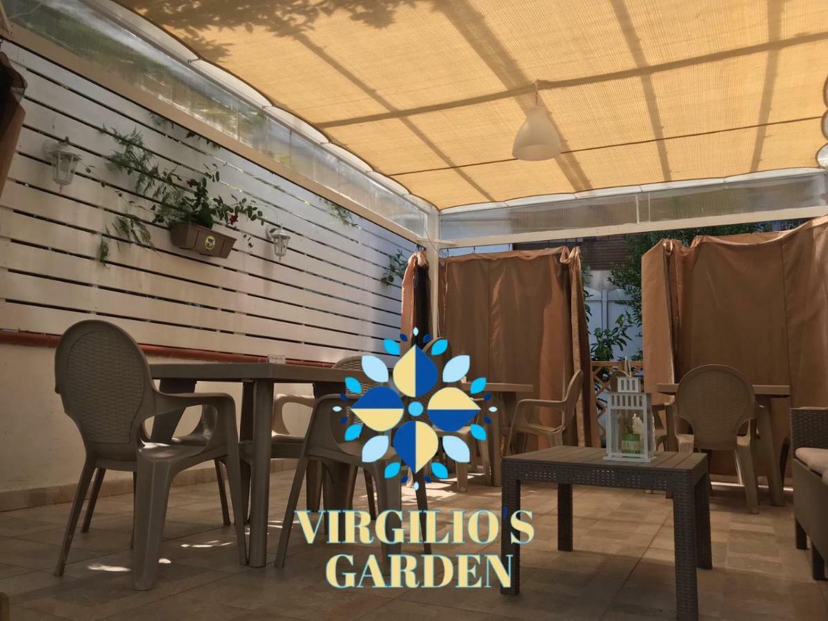 Virgilio'S Garden Bed and Breakfast Castellammare di Stabia Exteriör bild